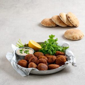 כדורי פלאפל עם טחינה